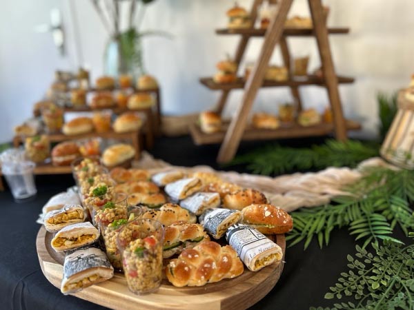 buffet-aperitifs-traiteur Réussiez votre réception avec nos buffets apéritifs